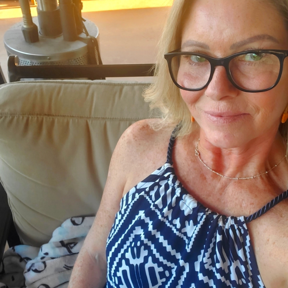 Meet your Posher, Brenda